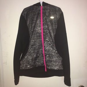 Girls 14-16 Champion sweatshirt.